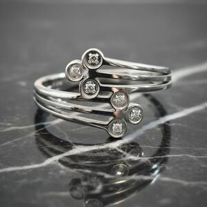 Luxury Polished Stainless Steel Diamond Ring